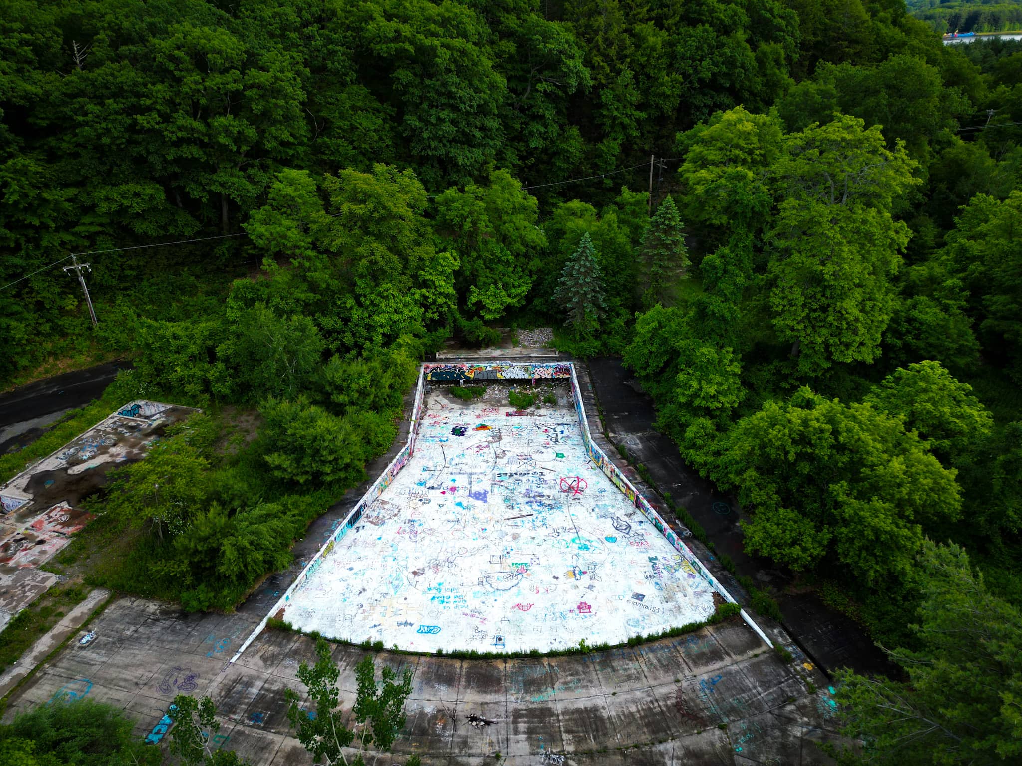 Abandoned Mount Tom Ski Area Holyoke, Massachusetts GoXplr
